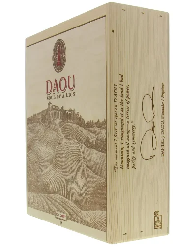 2018 | DAOU Vineyards | Soul of a Lion (OWC of 3 Bottles) - Wine