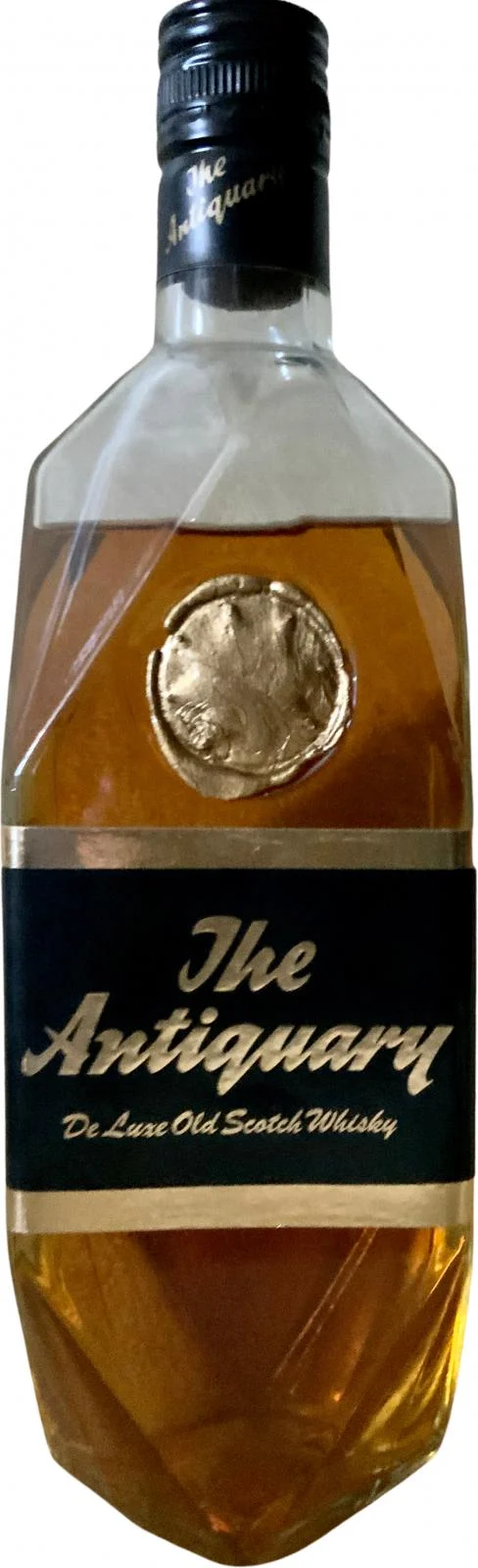 The Antiquary De Luxe Old Scotch Whisky - Whiskey