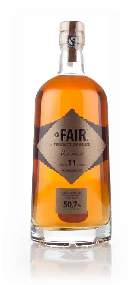 JUSTO. Ron añejo de 11 años | 700ML