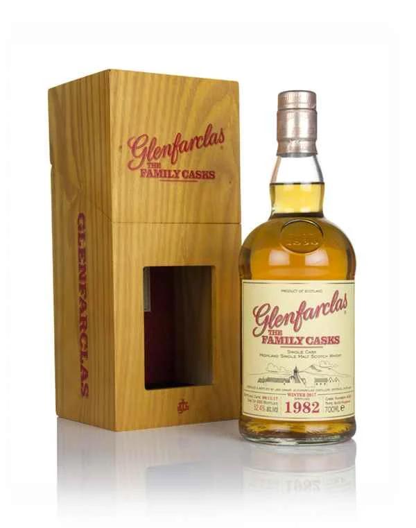 Glenfarclas 1982 (cask 4565) Family Cask Winter 2017 Release | 700ML - Whisky