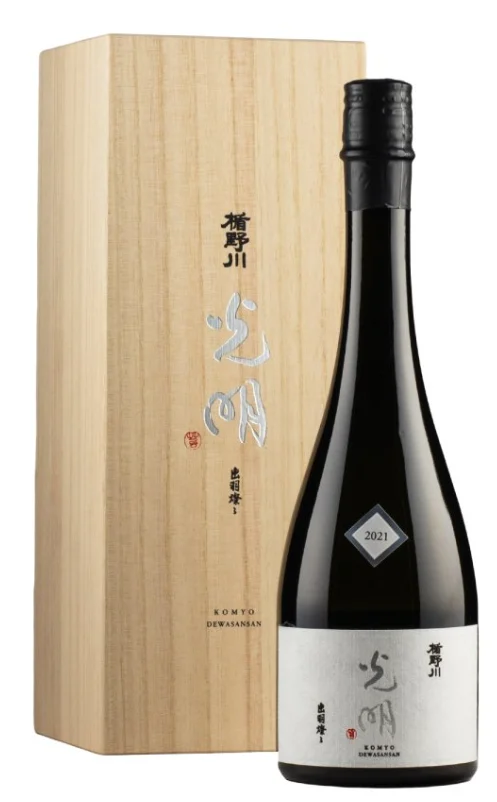 Tatenokawa 1 Zenith Dewasansan 2021 | 720ML - Sake